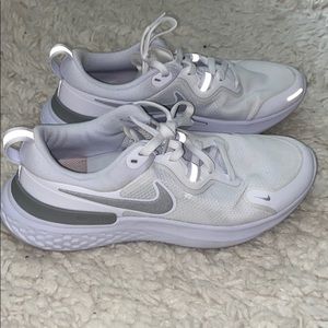 White Nike Reacts Size 10